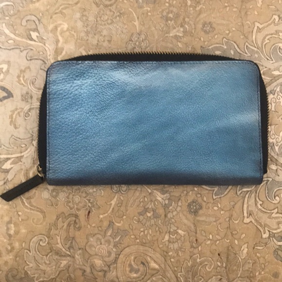 Azra Jamil Wallet - Picture 1 of 6